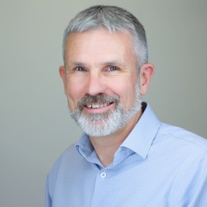 Head shot of Steve Breach